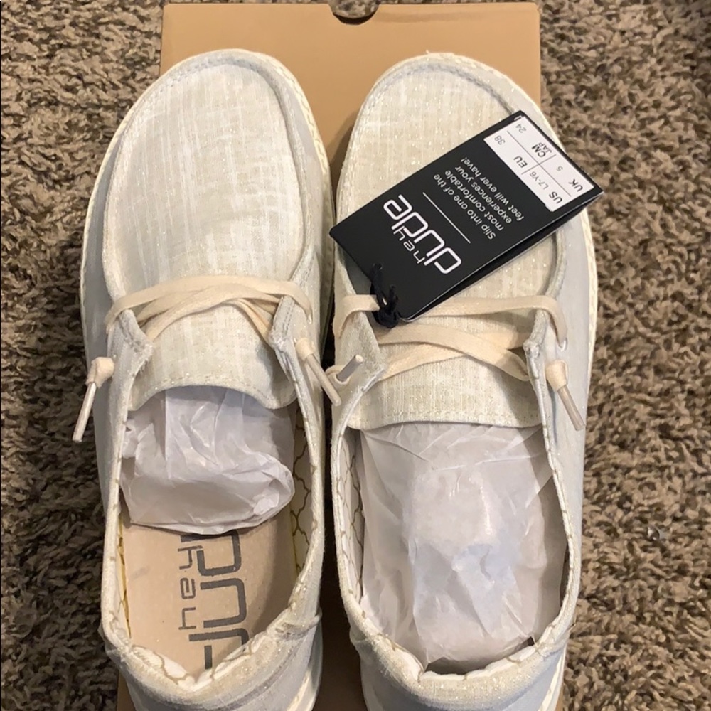 Hey dude shoes